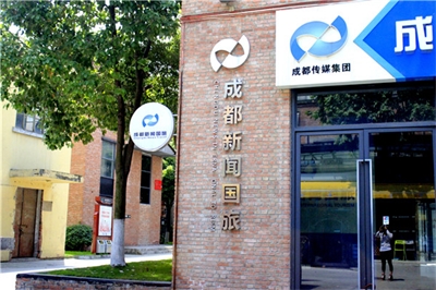 路上的標(biāo)識(shí)牌有什么作用？